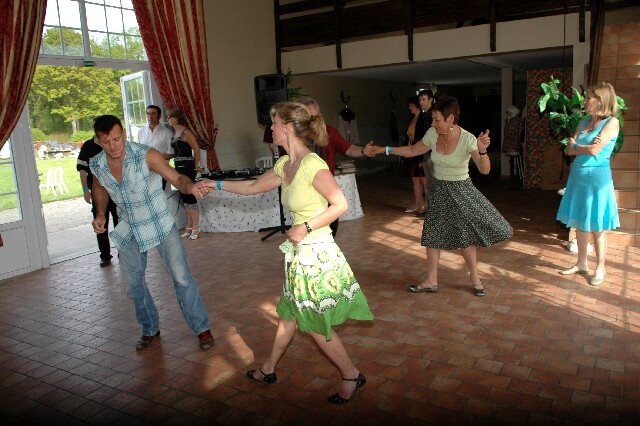 min 2008 05 04 retro rhythm 200